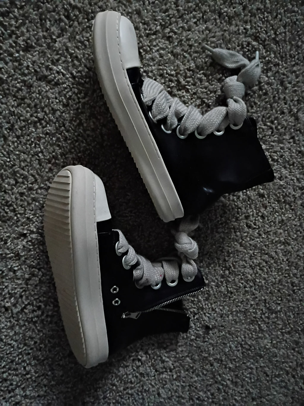 Women shoes